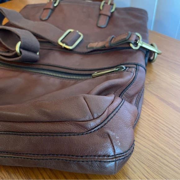 Fossil Brown Leather Explorer Foldover Tote Bag - Picture 16 of 17